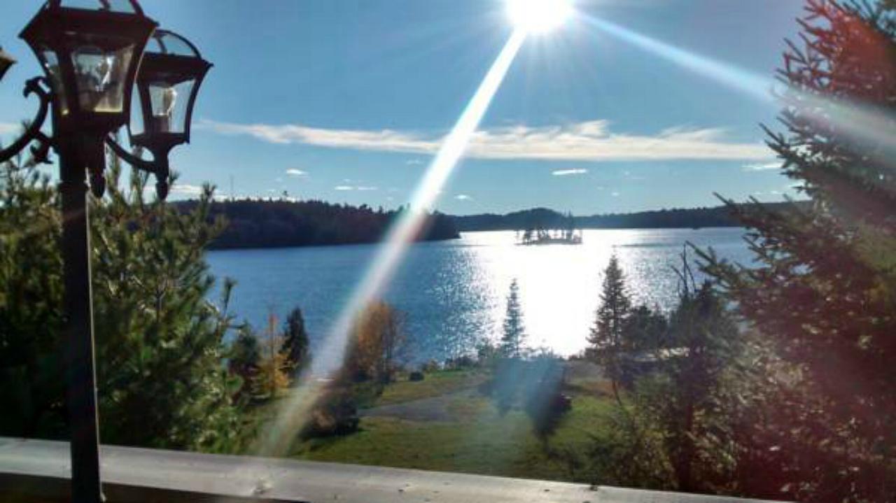 Dunlop Lake Lodge Elliot Lake ภายนอก รูปภาพ