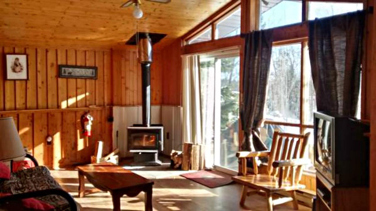Dunlop Lake Lodge Elliot Lake ภายนอก รูปภาพ